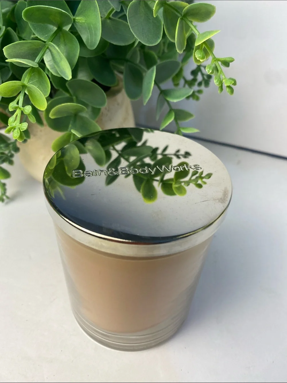Bath & Body Works “Mahogany Coconut” Single Wick Candle